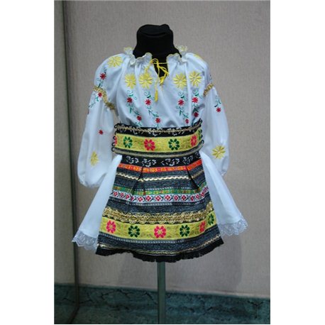 Costum national moldovenesc pentru fetite 5-6 ani 4824